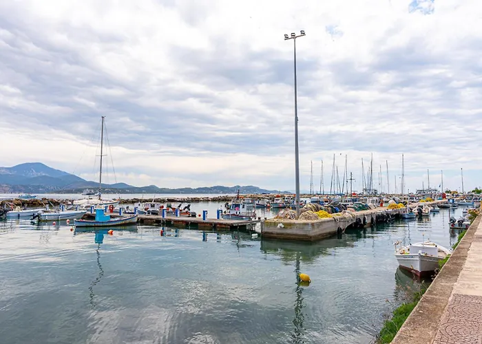 Apartamento Romeo Lixouri